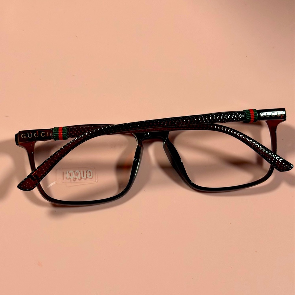 Gucci Brown plastic frame